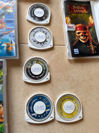 Pacchetto PSP Sony Nero e Blu + Giochi