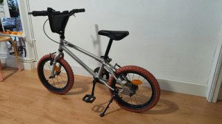 Bici BMX Decathlon plateada