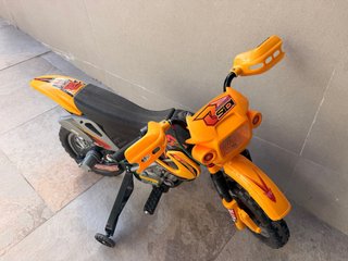 Moto de batería para niños