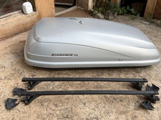 Baca y cofre de techo para vehiculos