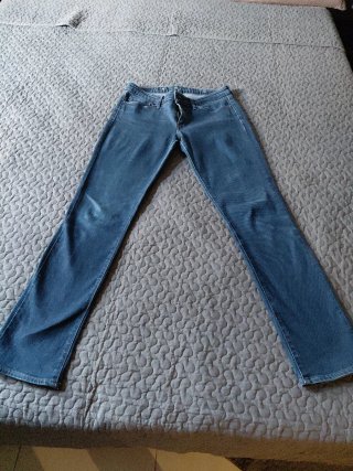 Pantalones Levi's Strauss Demi Curve T.29