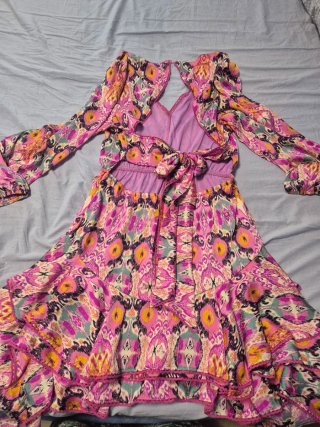 Vestido Manga Larga Estampado Espalda Descubierta