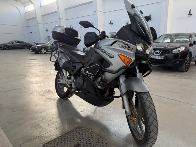 Honda Varadero 1000 Adventure Plata