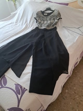 Mono Blanco y Negro Talla 42