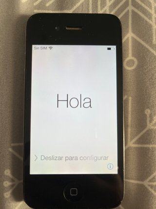 iPhone 4 Negro con Cargador