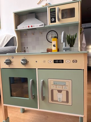 Cocina infantil de madera