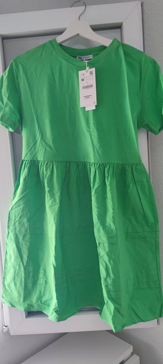 Vestido Zara verde corto M