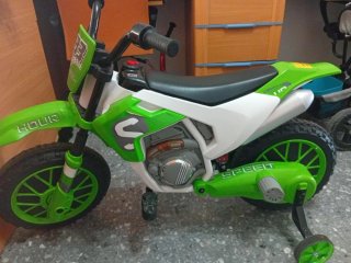 Moto Cross Eléctrica Infantil Verde y Blanca