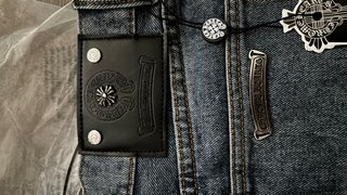 Bermuda Vaquera con cruces negras  Chrome Hearts