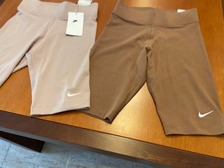 Nike Leggings Cortos Deportivos Beige/Marrón