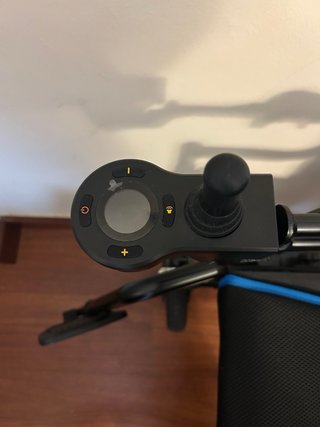 Silla de ruedas eléctrica ITRION 2