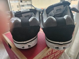 Zapatillas Vans Negras gris