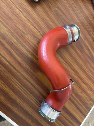 Tubo de Admisión Rojo para Motor ARL 150cv