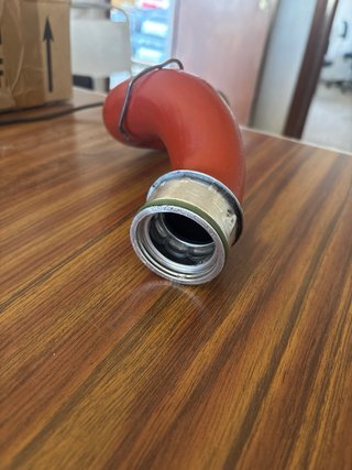 Tubo de Admisión Rojo para Motor ARL 150cv
