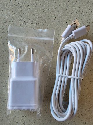 Cargador USB y Cable Tipo C Blanco