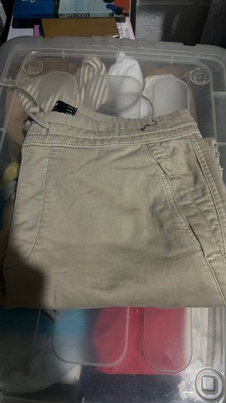 Pantalones cargo Pull&Bear beige hombre