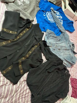 Lote de chaquetas negras y azules