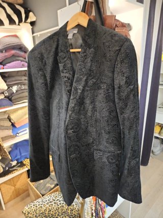 Americana Negra H&M con Estampado