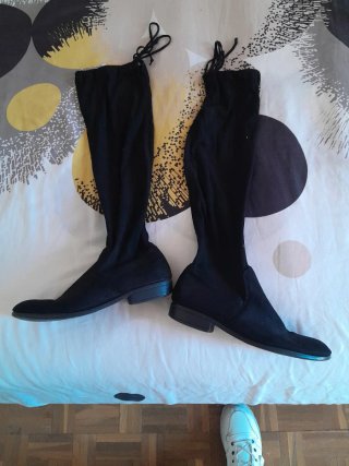 Botas altas negras