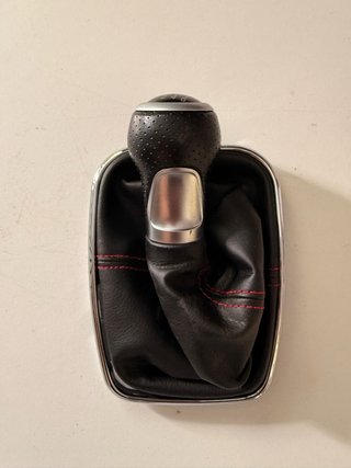 Pomo 6 marchas y funda para Golf 4