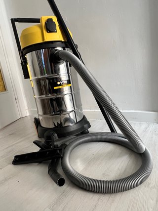 Aspirador Vito 40L Sólidos y Líquidos