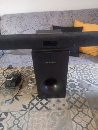 Barra de Sonido con Subwoofer Samsung
