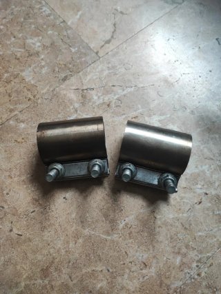 Abrazadera de escape 2"