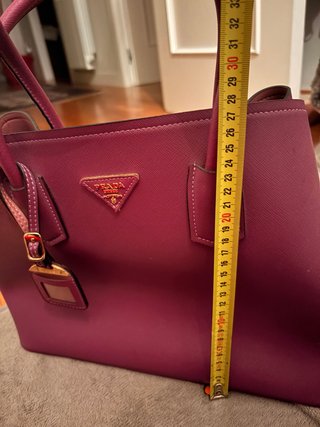 Bolso Prada Burdeos