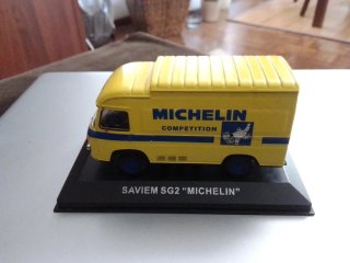 Miniatura Saviem SG2 Michelin