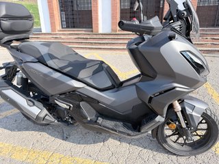 Honda ADV 350 AP 2023 | Honda Plus | Baúl SHAD SH4