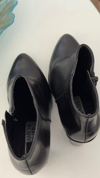 Botines de Piel Negra Antonio Parriego Talla 37