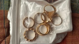 Set de 8 Anillos Dorados
