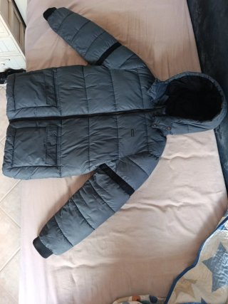 Chaqueta acolchada gris