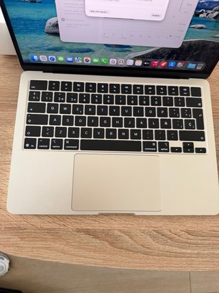 MacBook Air M4