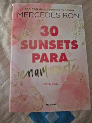 Libro 30 sunsets para enamorarte