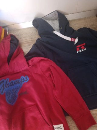 2 Sudaderas para niño talla 5-6 años