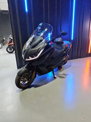 Maxi Scooter Zontes 368E Negra