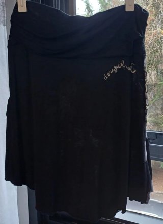 Falda Desigual Talla L Negra