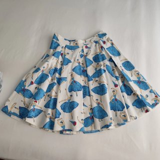 Falda acampanada con palas y estampado bailarinas