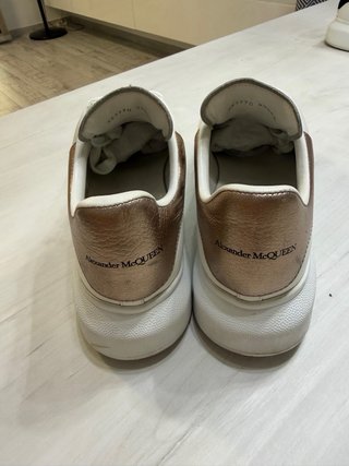 Alexander McQueen Talla 39.5