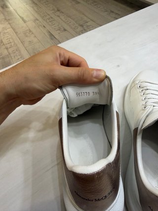 Alexander McQueen Talla 39.5