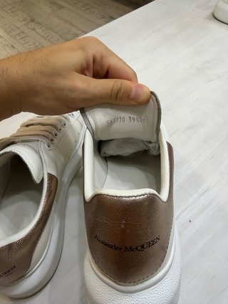 Alexander McQueen Talla 39.5