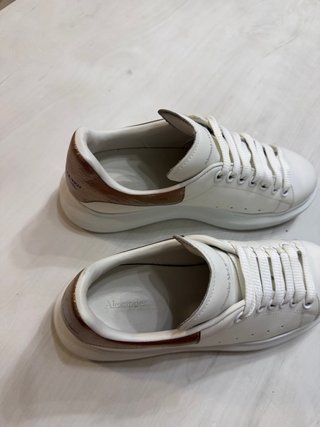 Alexander McQueen Talla 39.5