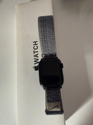 Apple Watch SE (2ª gen) GPS + Cellular 44mm