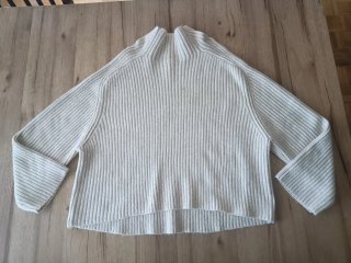 Jersey punto cuello alto mujer beige