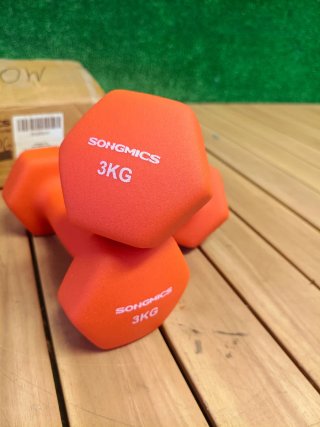 SONGMICS Juego de 2 Mancuernas 3 kg Naranja