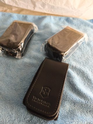 Fodero Victorinox in pelle
