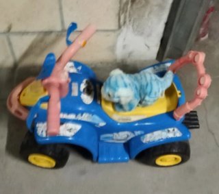 Quad correpasillos azul con peluche