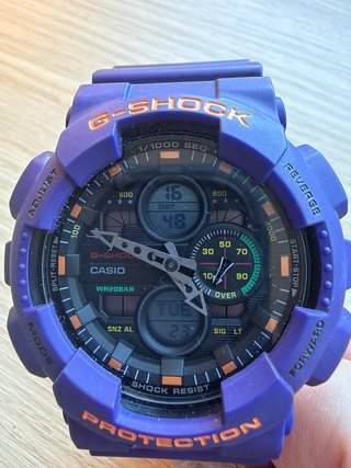 Casio G-Shock GA-140 Reloj Morado Naranja