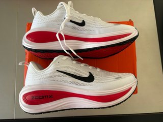 Zapatillas Nike Vomero Plus Talla 43